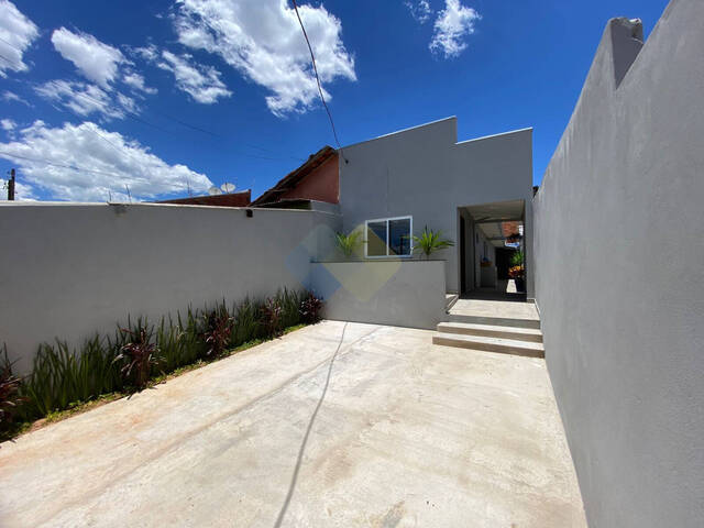 #GE304 - Casa para Venda em Botucatu - SP - 3