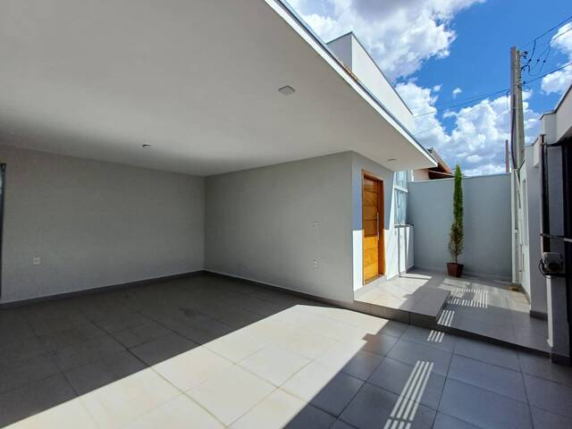 #P319 - Casa para Venda em Botucatu - SP - 2