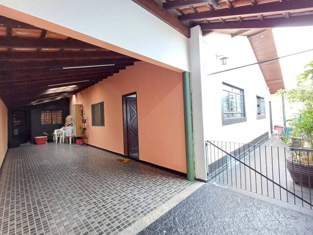 Casa para Venda em Botucatu - 5
