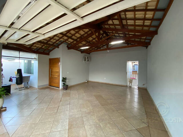 Casa para Venda em Botucatu - 3