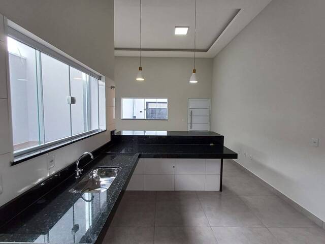 #P337 - Casa para Venda em Botucatu - SP - 3