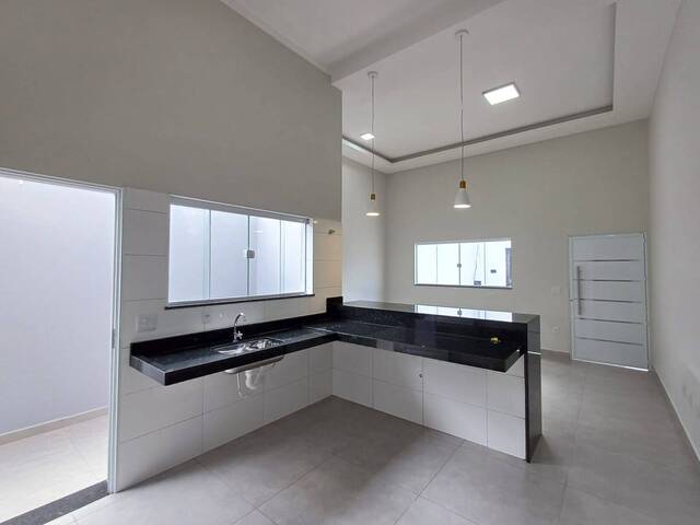#P337 - Casa para Venda em Botucatu - SP - 2