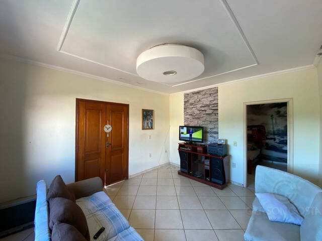Casa para Venda em Botucatu - 4