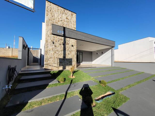 #HCA348 - Casa para Venda em Botucatu - SP - 2