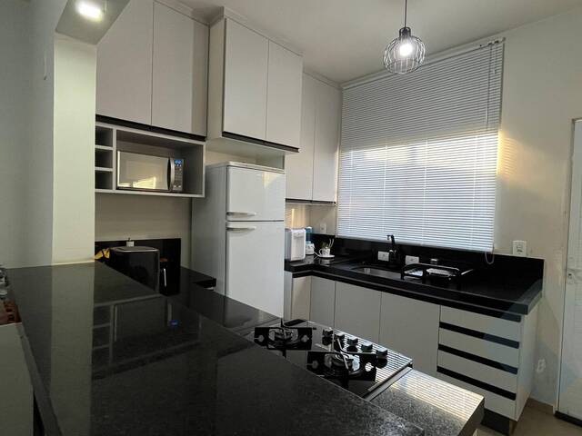 Casa para Venda em Botucatu - 5