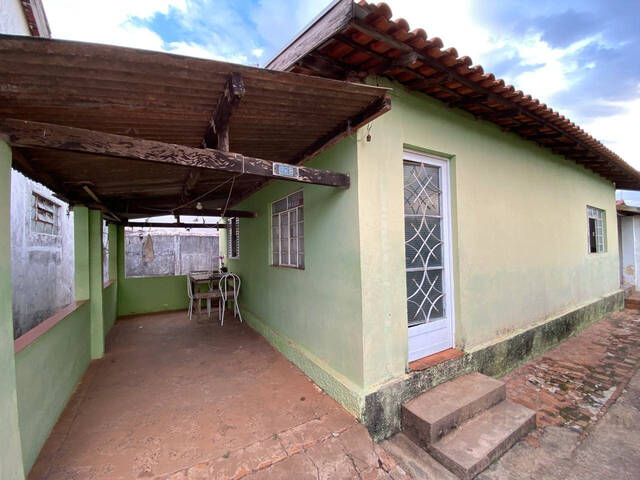 #GE361 - Casa para Venda em Botucatu - SP - 2