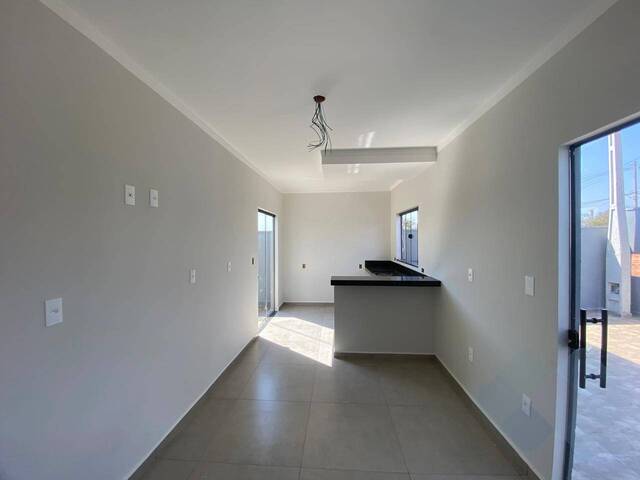 Casa para Venda em Botucatu - 5