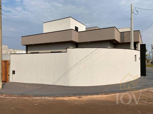 #PG-370 - Casa para Venda em Botucatu - SP - 3