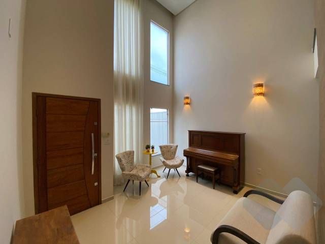 #GE39 - Casa para Venda em Botucatu - SP