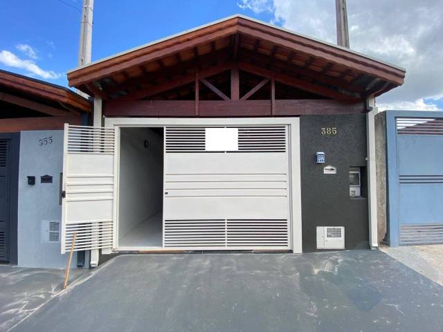 #PG374 - Casa para Venda em Botucatu - SP - 1