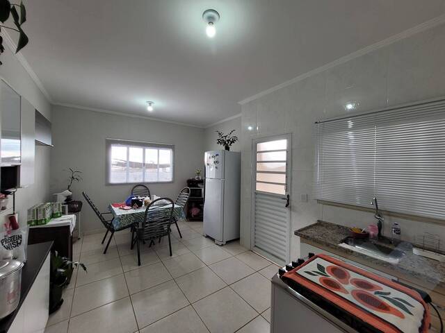 #CH389 - Casa para Venda em Botucatu - SP