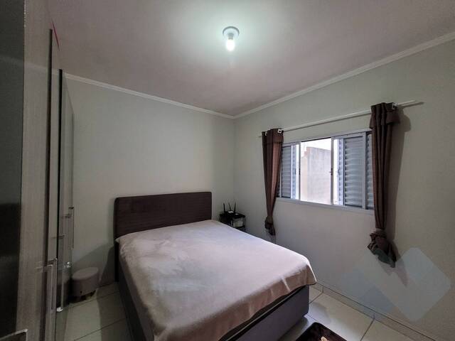 Casa para Venda em Botucatu - 5