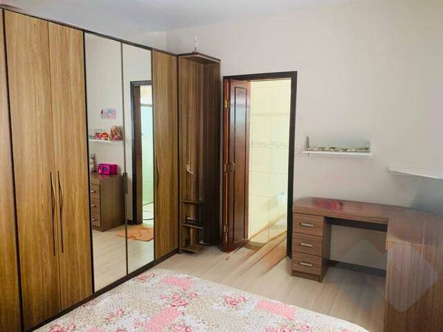 #GE392 - Casa para Venda em Botucatu - SP