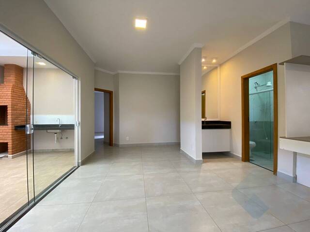 Casa para Venda em Botucatu - 5