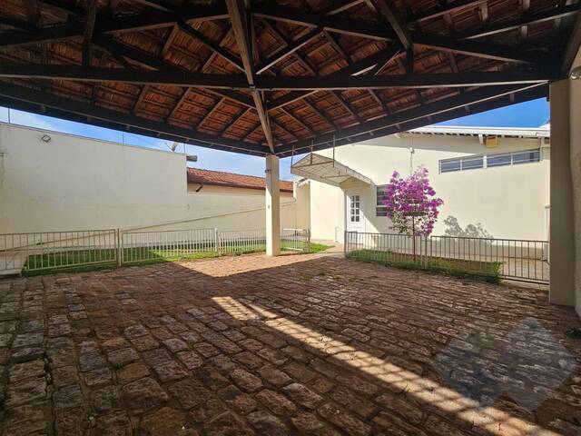 Casa para Venda em Botucatu - 5