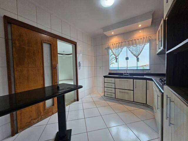 #HGCA427 - Casa para Venda em Botucatu - SP - 3